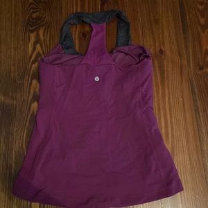 Lululemon workout top size 8!